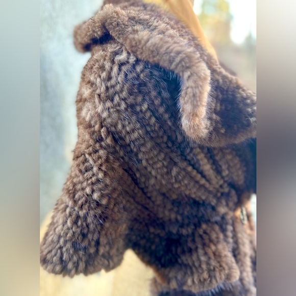 Woven/Knit Genuine Mink Fur Jacket, Shawl or Stole w/Ruffled Neckline - Picture 7 of 10